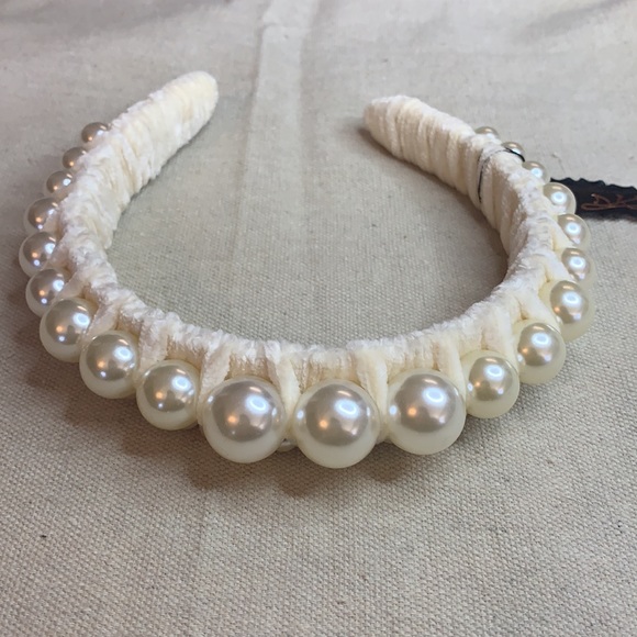 Pearl headband main image 5